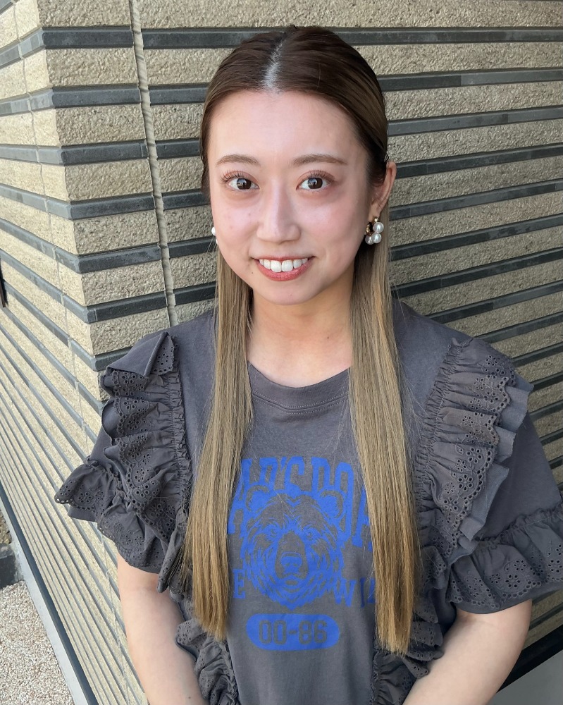スタイリスト りの